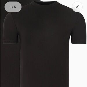 Sleek Black Short Sleeve Tee
